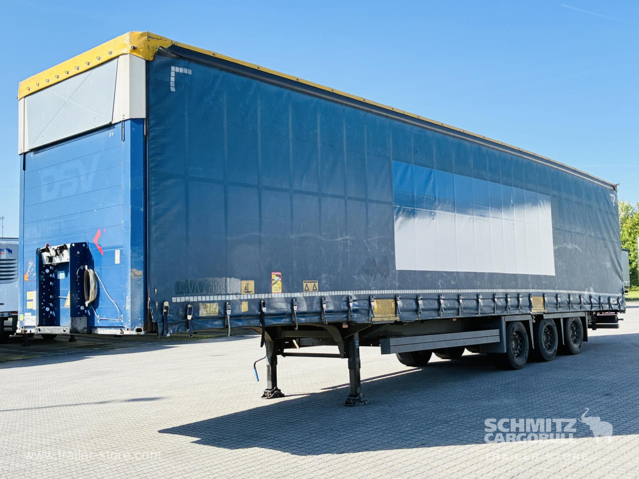 Schmitz Cargobull Curtainsider Mega 