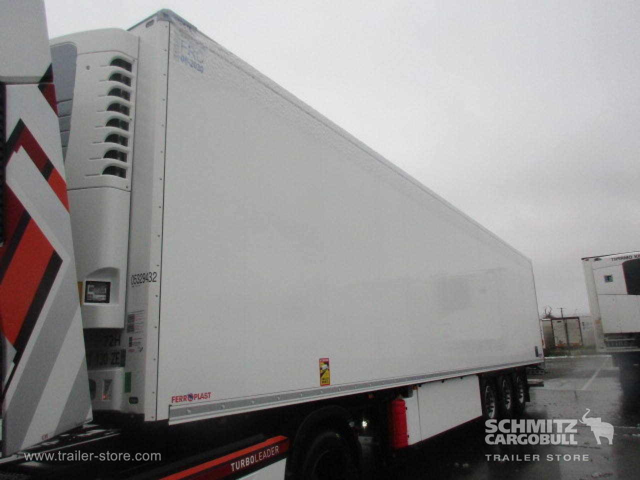 Schmitz Cargobull Semitrailer Reefer Standard Hayon 