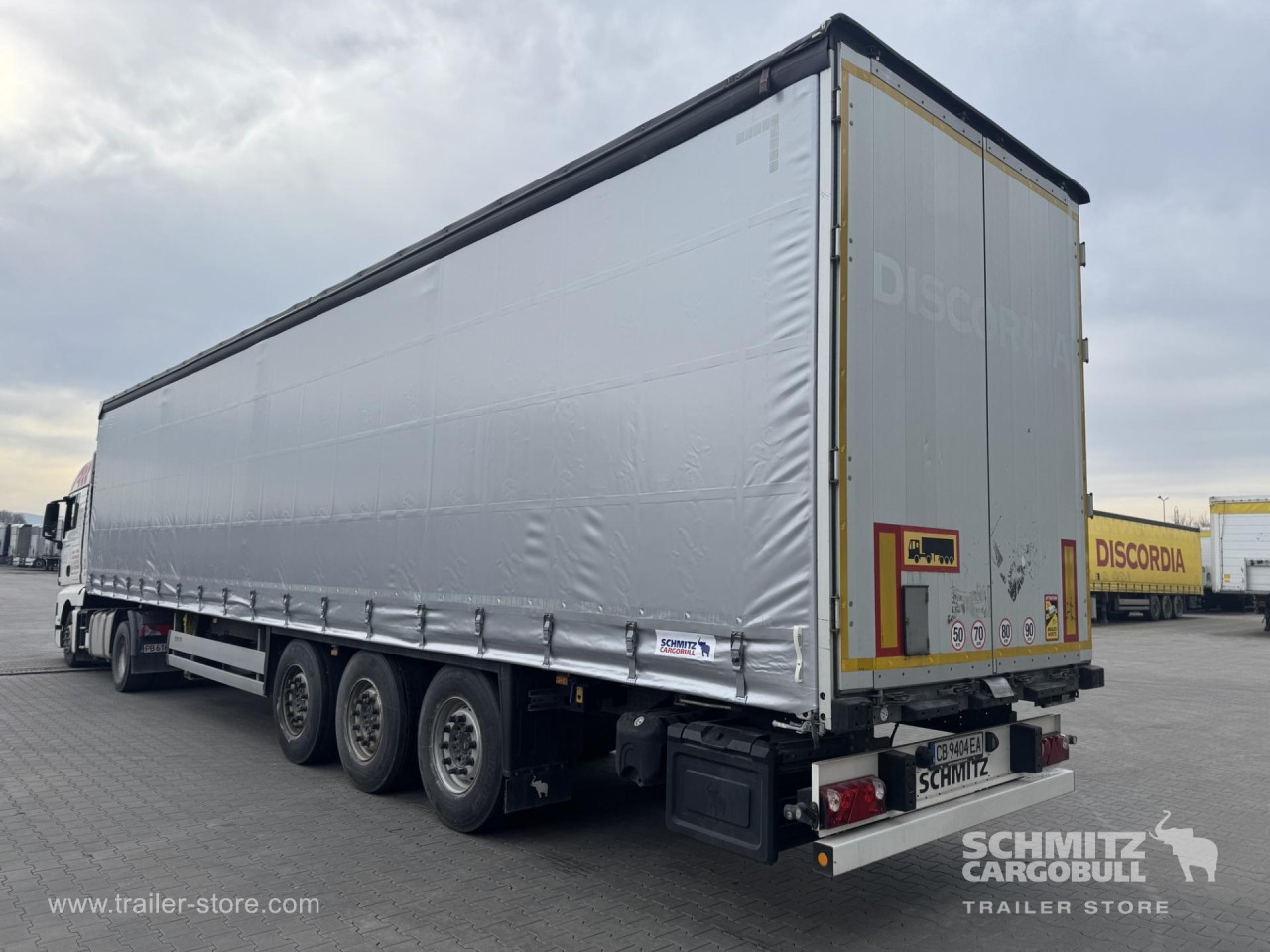 Schmitz Cargobull Curtainsider Standard 