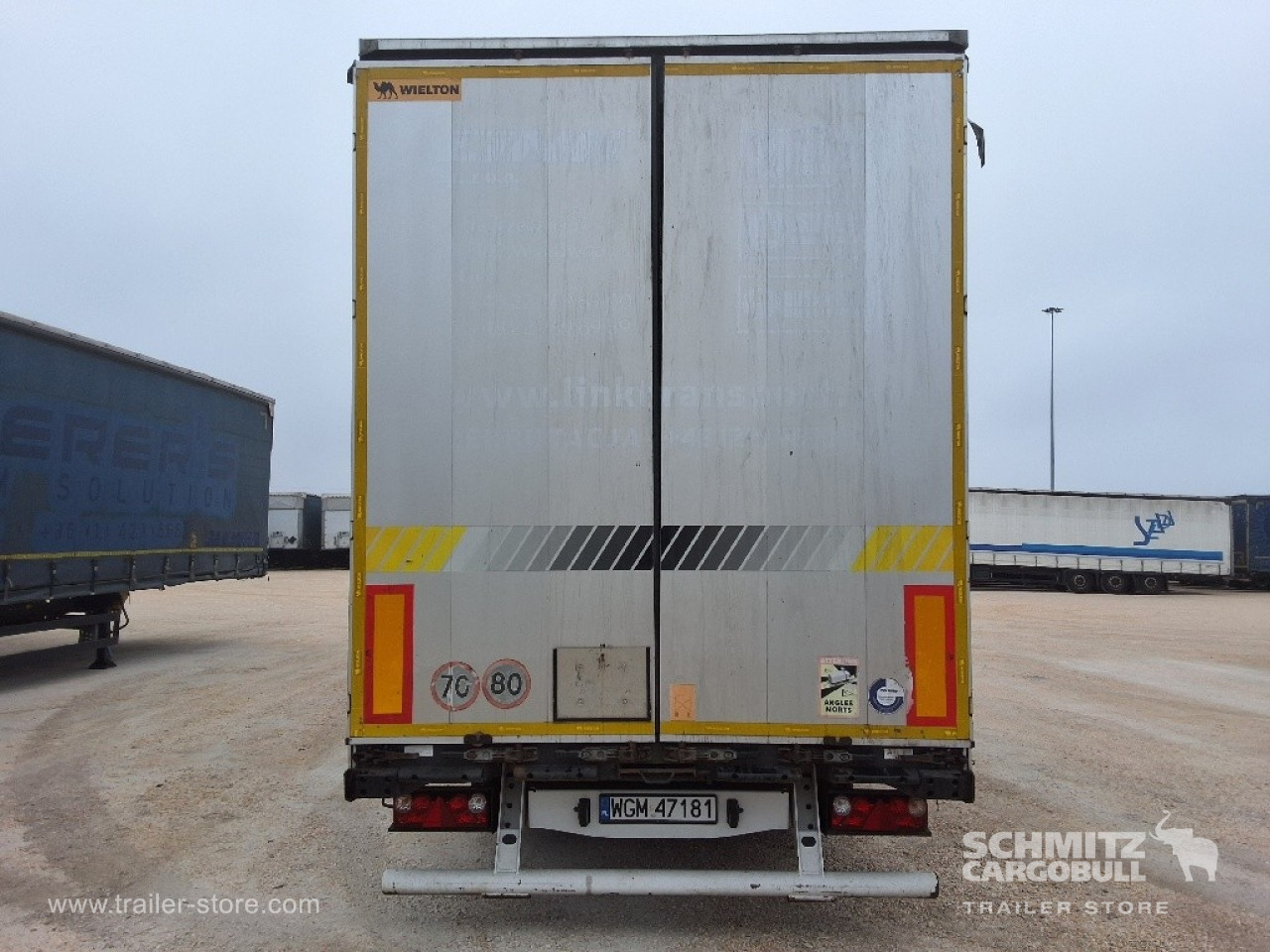 WIELTON Curtainsider Mega 