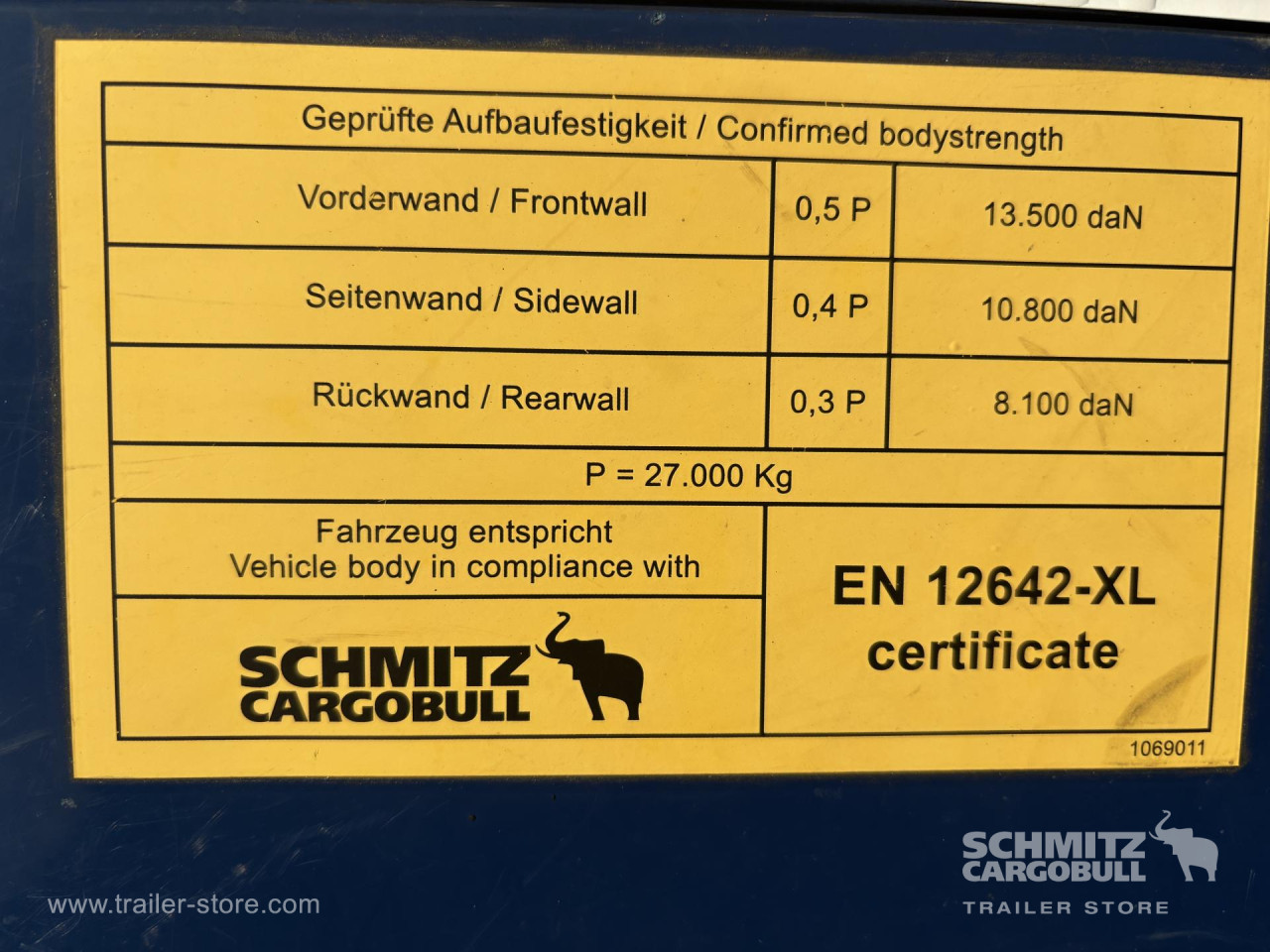 Schmitz Cargobull Curtainsider Standard 