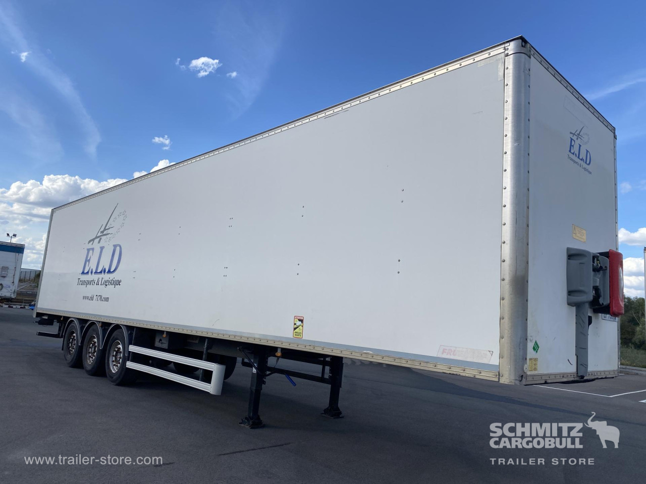 FRUEHAUF Semitrailer Dryfreight Standard Porte relevante 