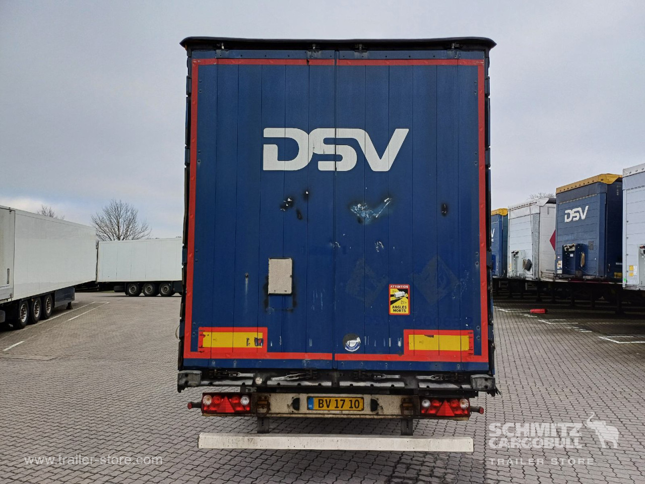 Schmitz Cargobull Curtainsider Standard 