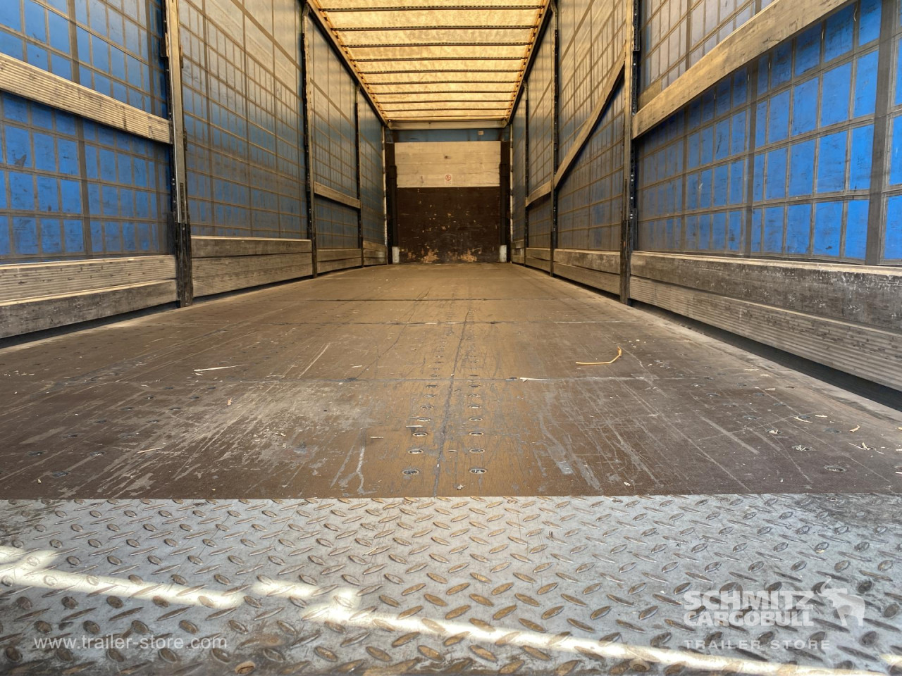 Schmitz Cargobull Semitrailer Curtainsider Standard 