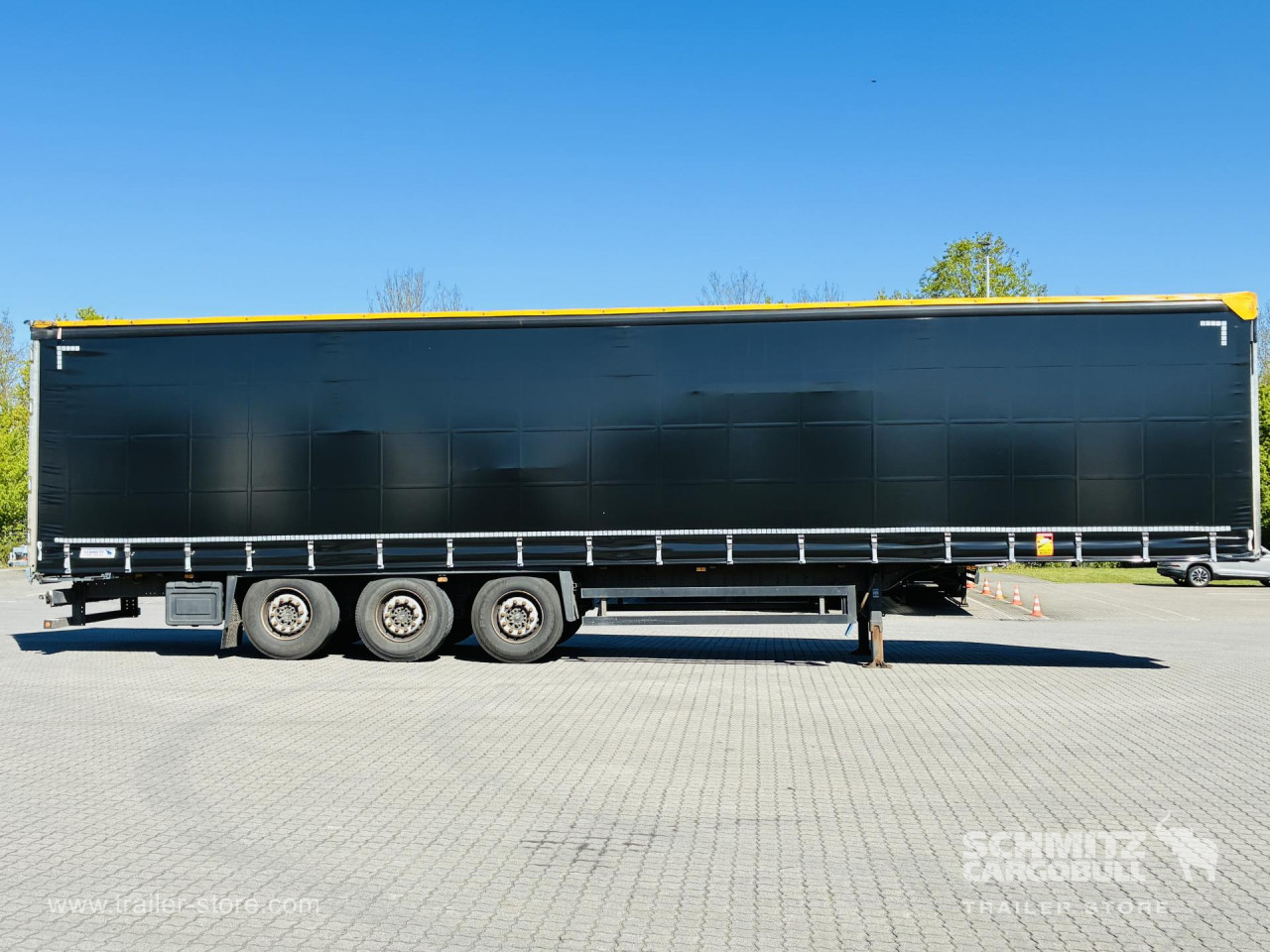 Schmitz Cargobull Curtainsider Standard 