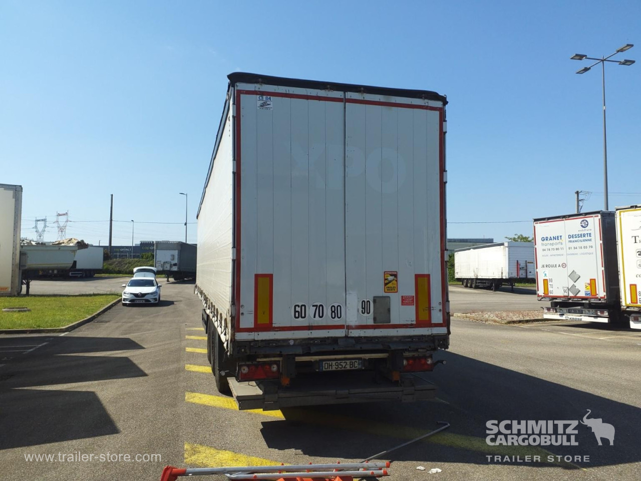 Schmitz Cargobull Semitrailer Curtainsider Standard Hayon 