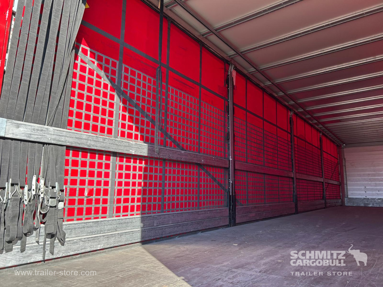 Schmitz Cargobull Curtainsider Standard UK 