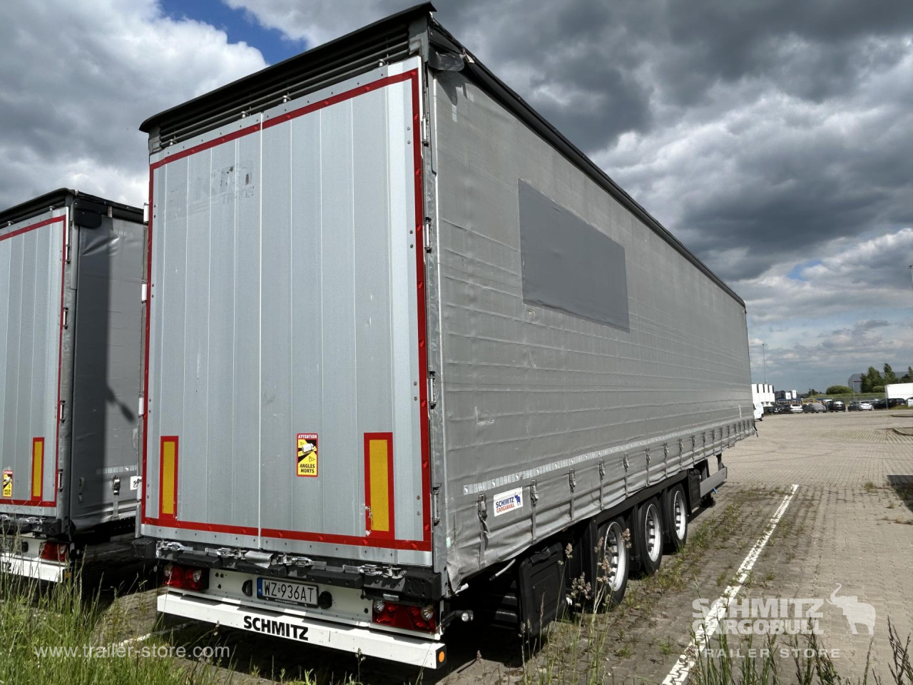 Schmitz Cargobull Curtainsider Mega 