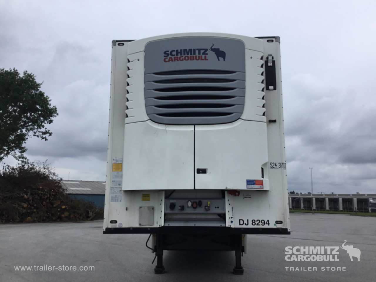 Schmitz Cargobull Reefer Meat hanging system 