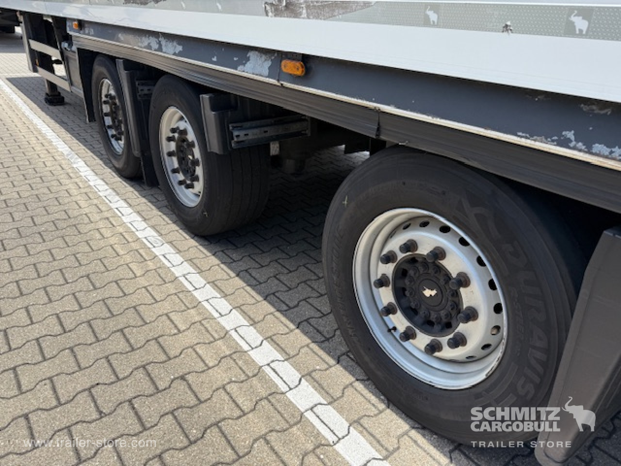 Schmitz Cargobull Oplegger Vries Multitemp Taillift 
