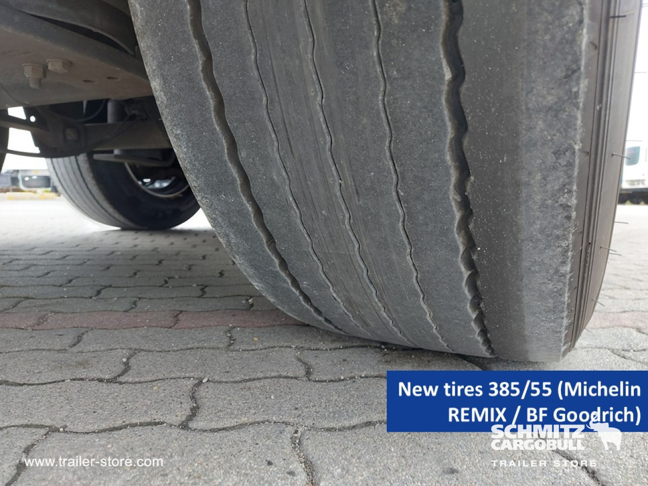 Schmitz Cargobull Curtainsider Mega 