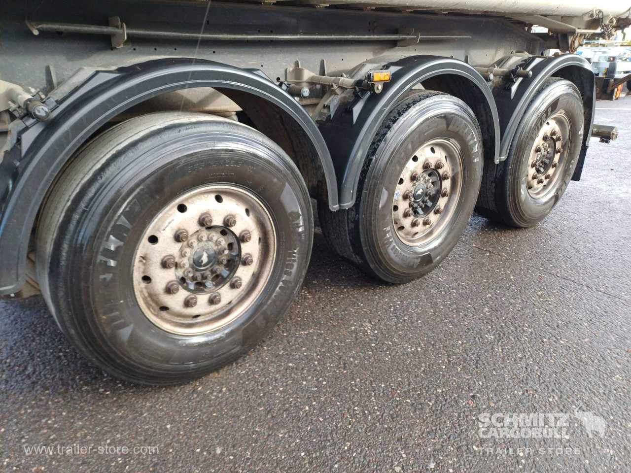 Schmitz Cargobull Kipper Alukastenmulde 44m³ 