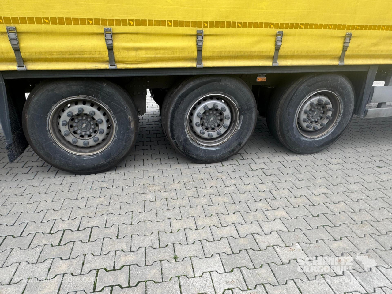 Schmitz Cargobull Curtainsider Standard 