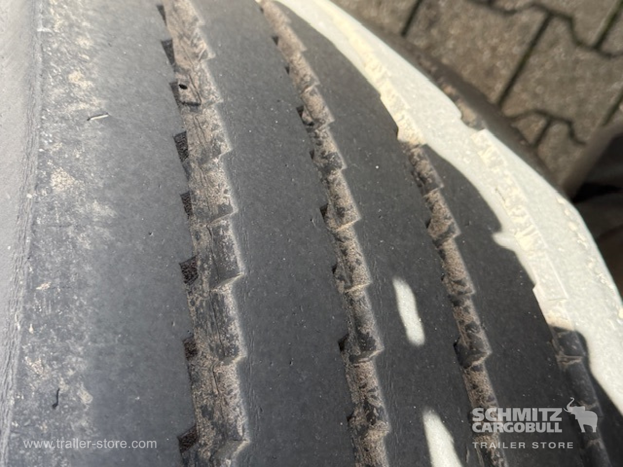 Schmitz Cargobull Oplegger Kasten Standard Taillift 