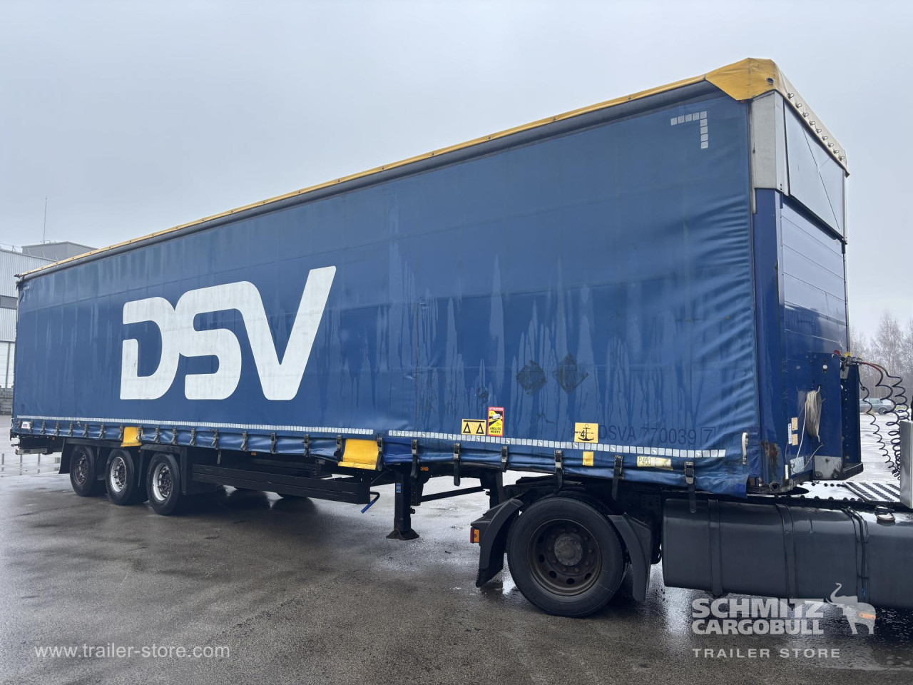 Schmitz Cargobull Curtainsider Mega 