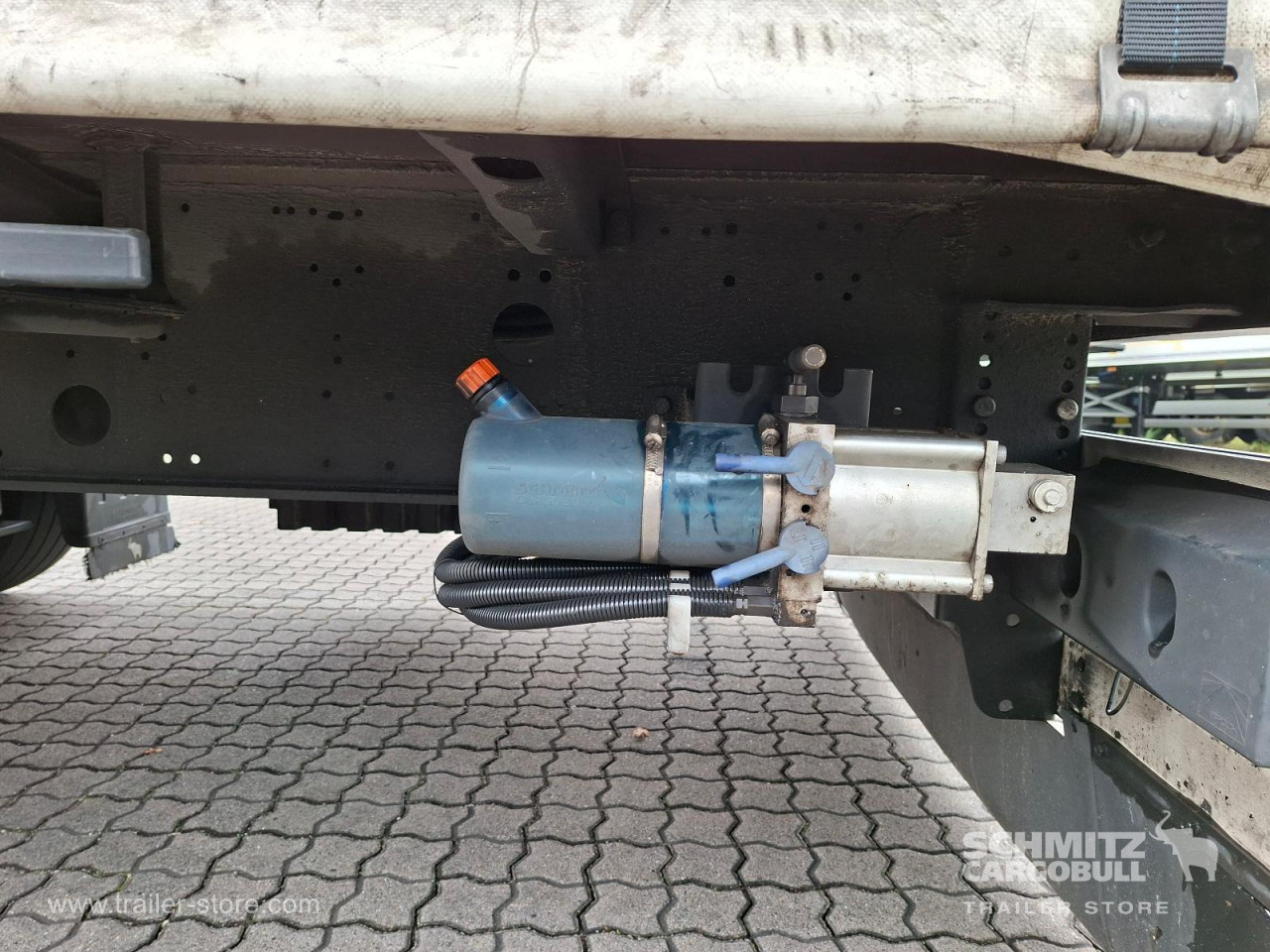 Schmitz Cargobull Curtainsider Varios 