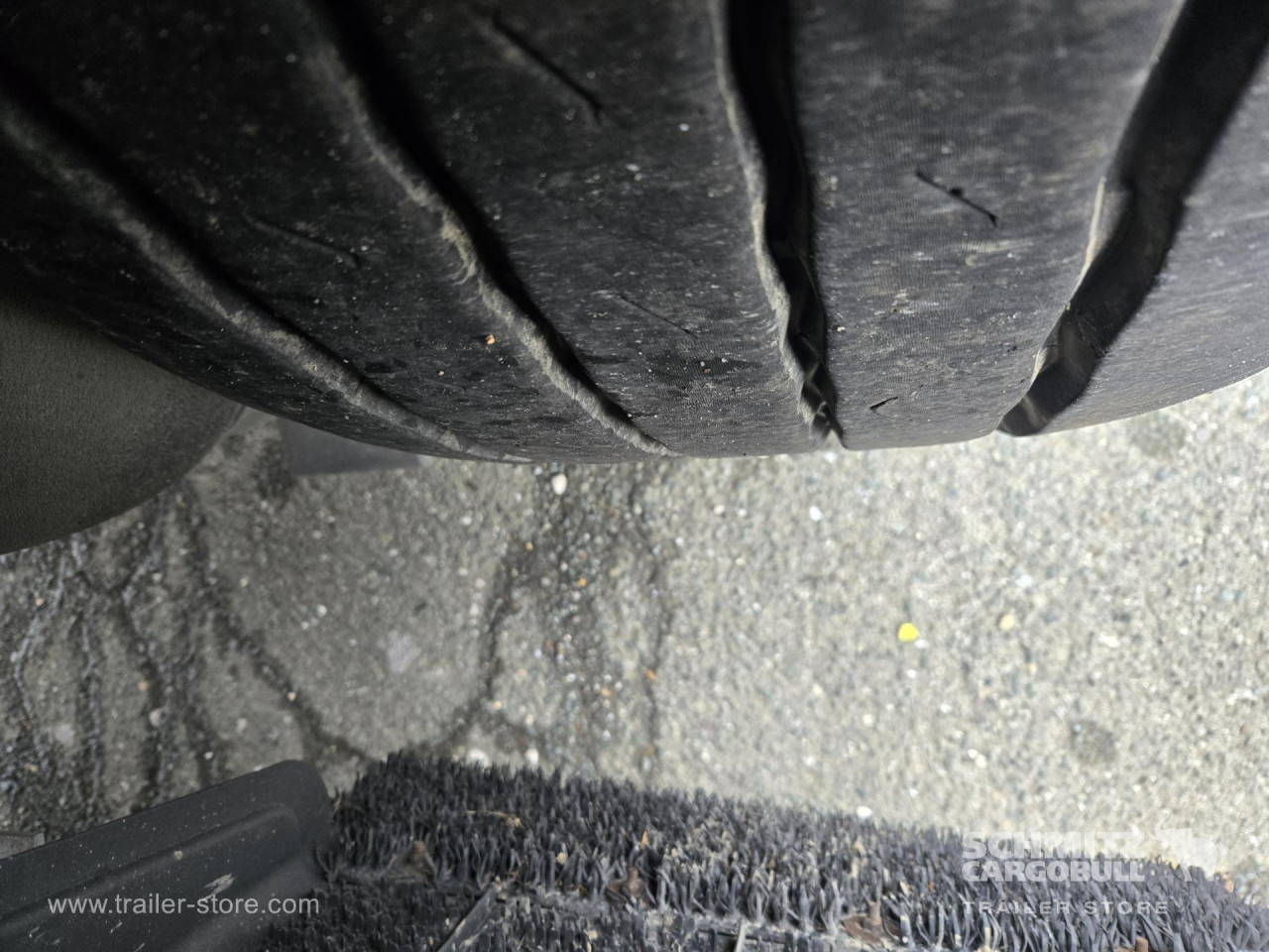 Schmitz Cargobull Curtainsider Varios 