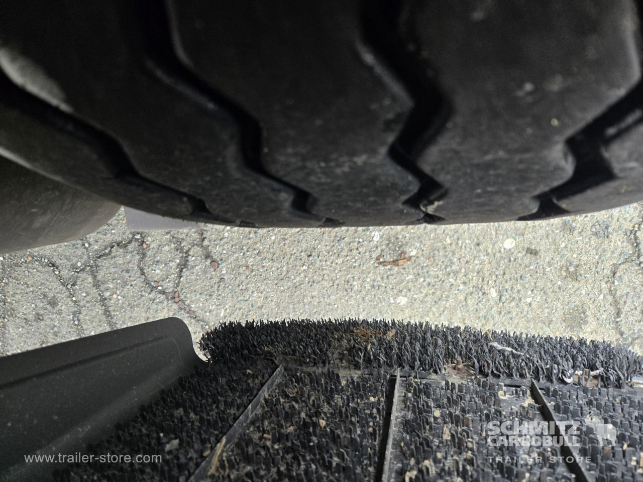 Schmitz Cargobull Curtainsider Varios 