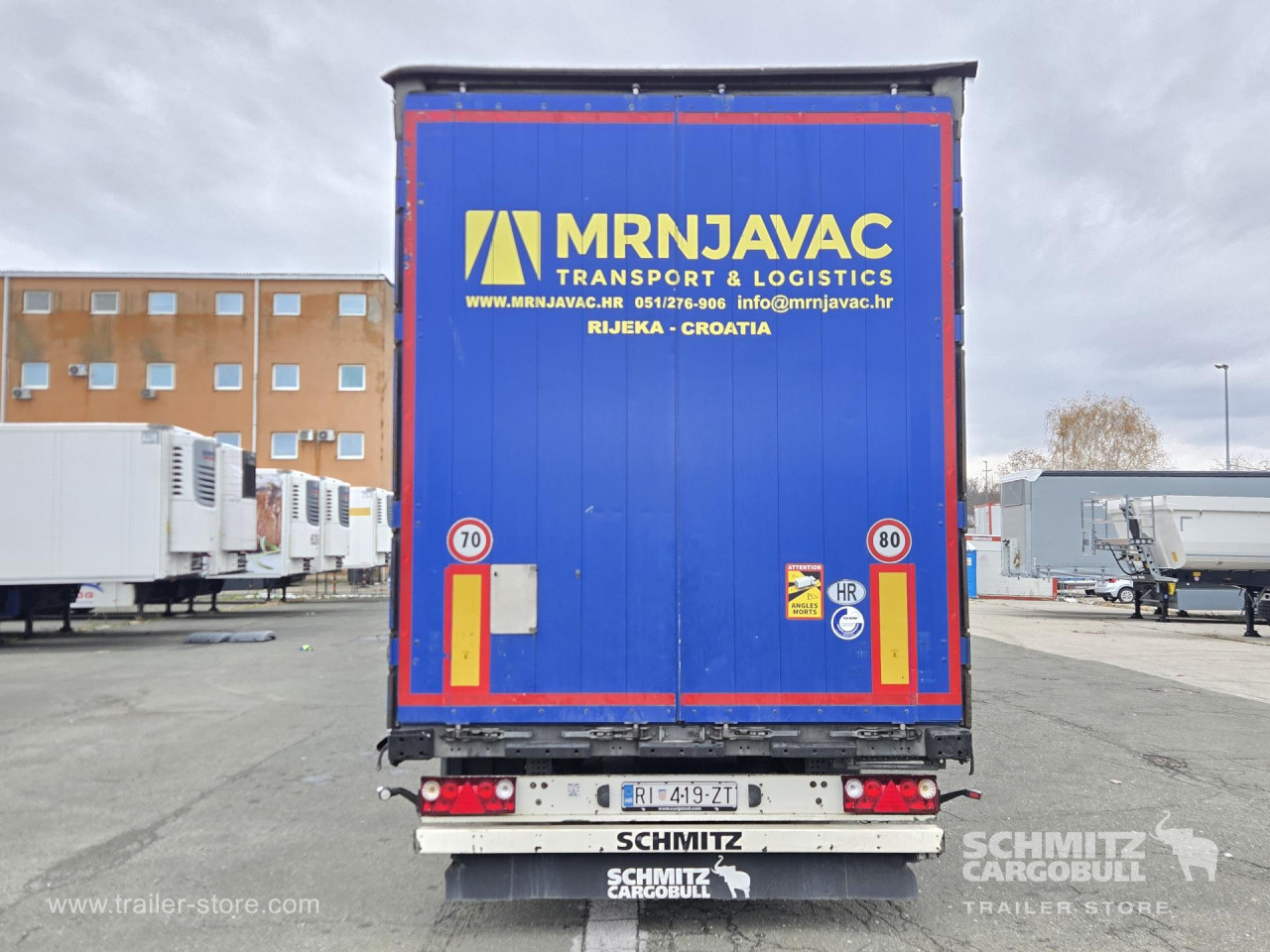 Schmitz Cargobull Curtainsider Varios 