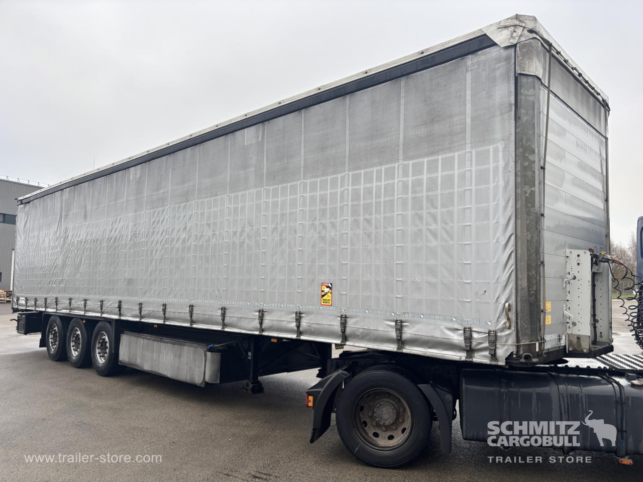 Schmitz Cargobull Curtainsider Standard 