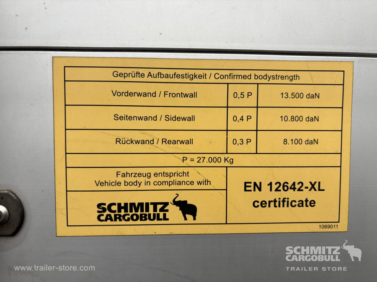 Schmitz Cargobull Curtainsider Standard 