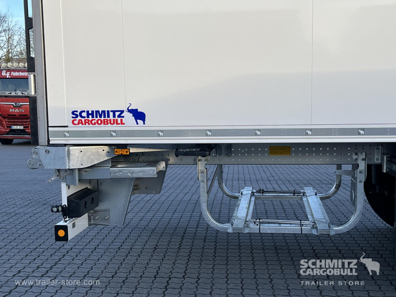 Schmitz Cargobull Tiefkühler Standard Doppelstock Trennwand 