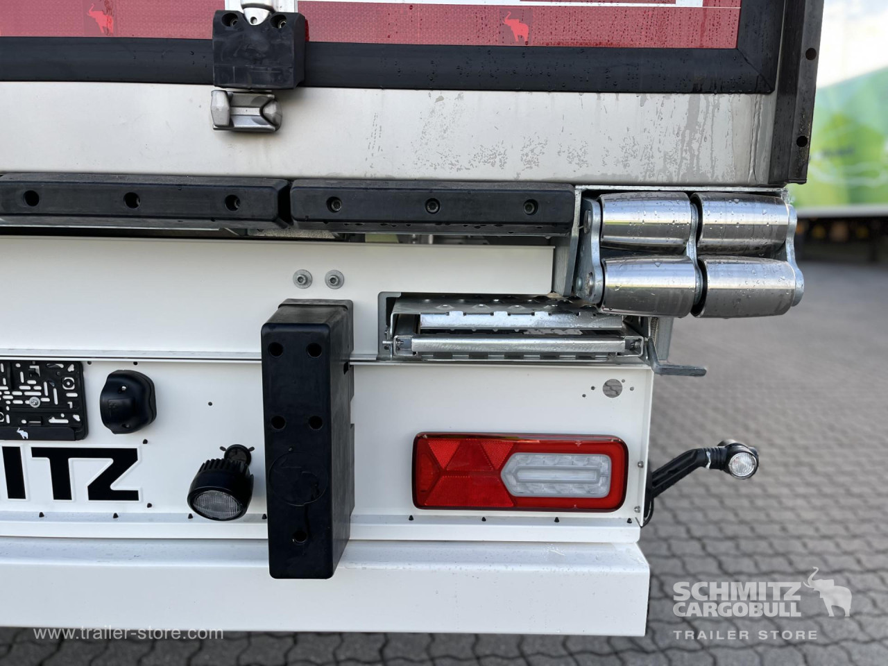 Schmitz Cargobull Tiefkühler Standard Doppelstock Trennwand 