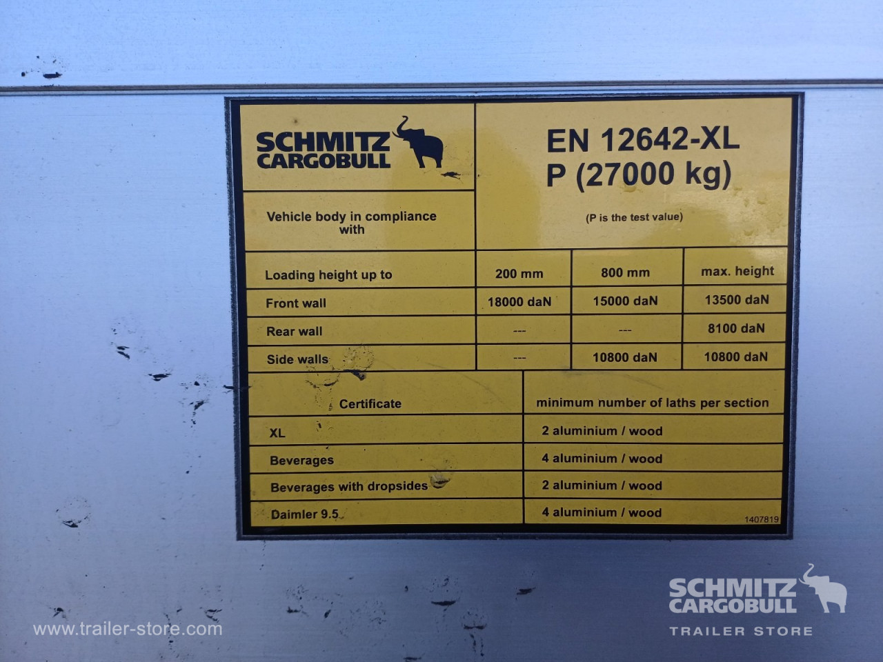 Schmitz Cargobull Curtainsider Standard 