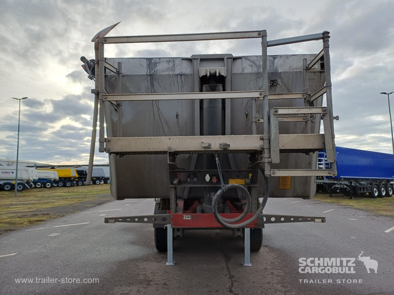 Schmitz Cargobull Kipper Alukastenmulde 27m³ 