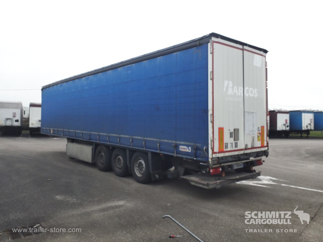Schmitz Cargobull Semitrailer Curtainsider Standard Hayon 