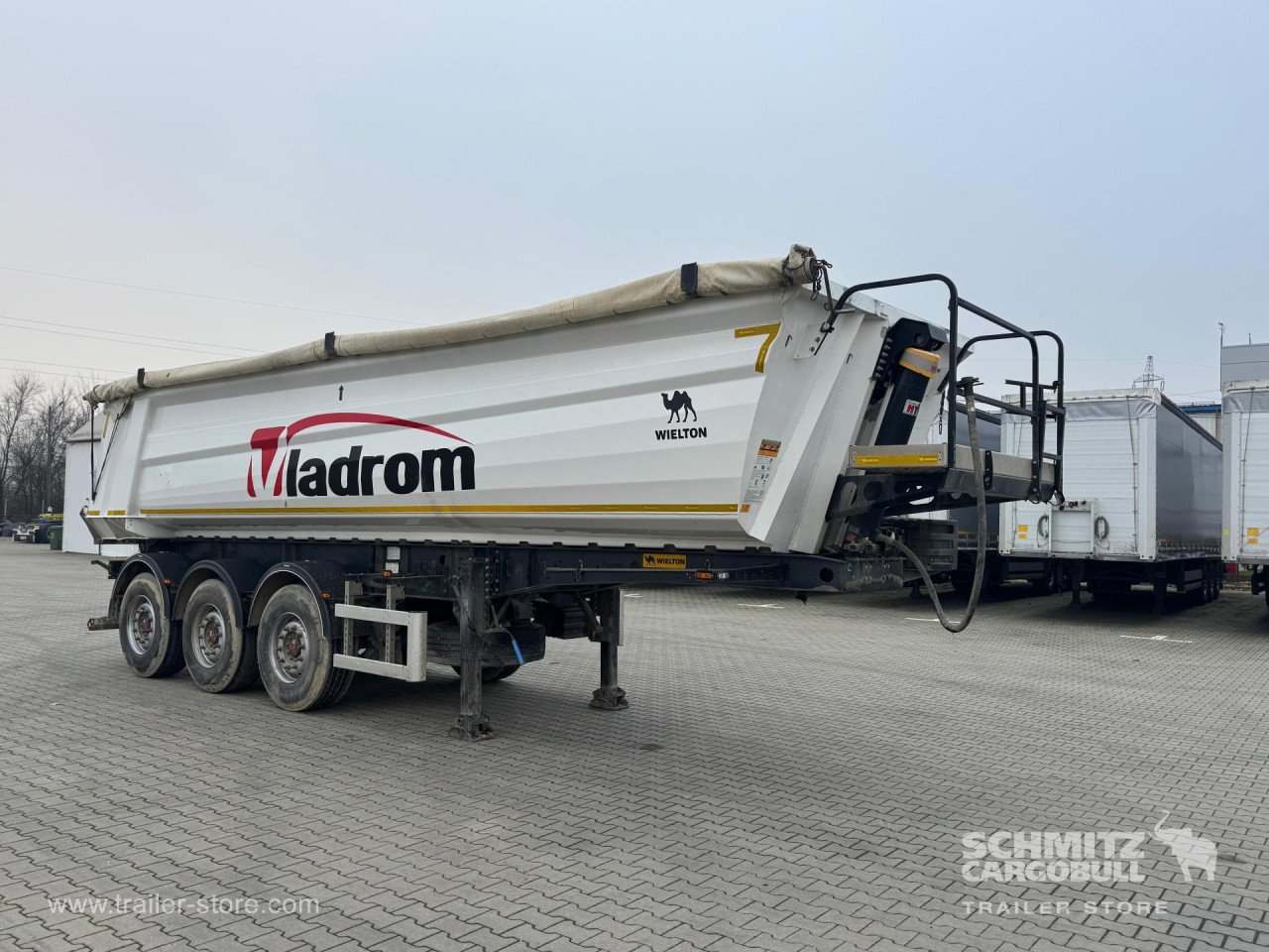 WIELTON Tipper Alu-square sided body 28m³ 