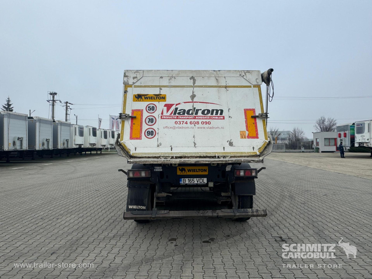 WIELTON Tipper Alu-square sided body 28m³ 