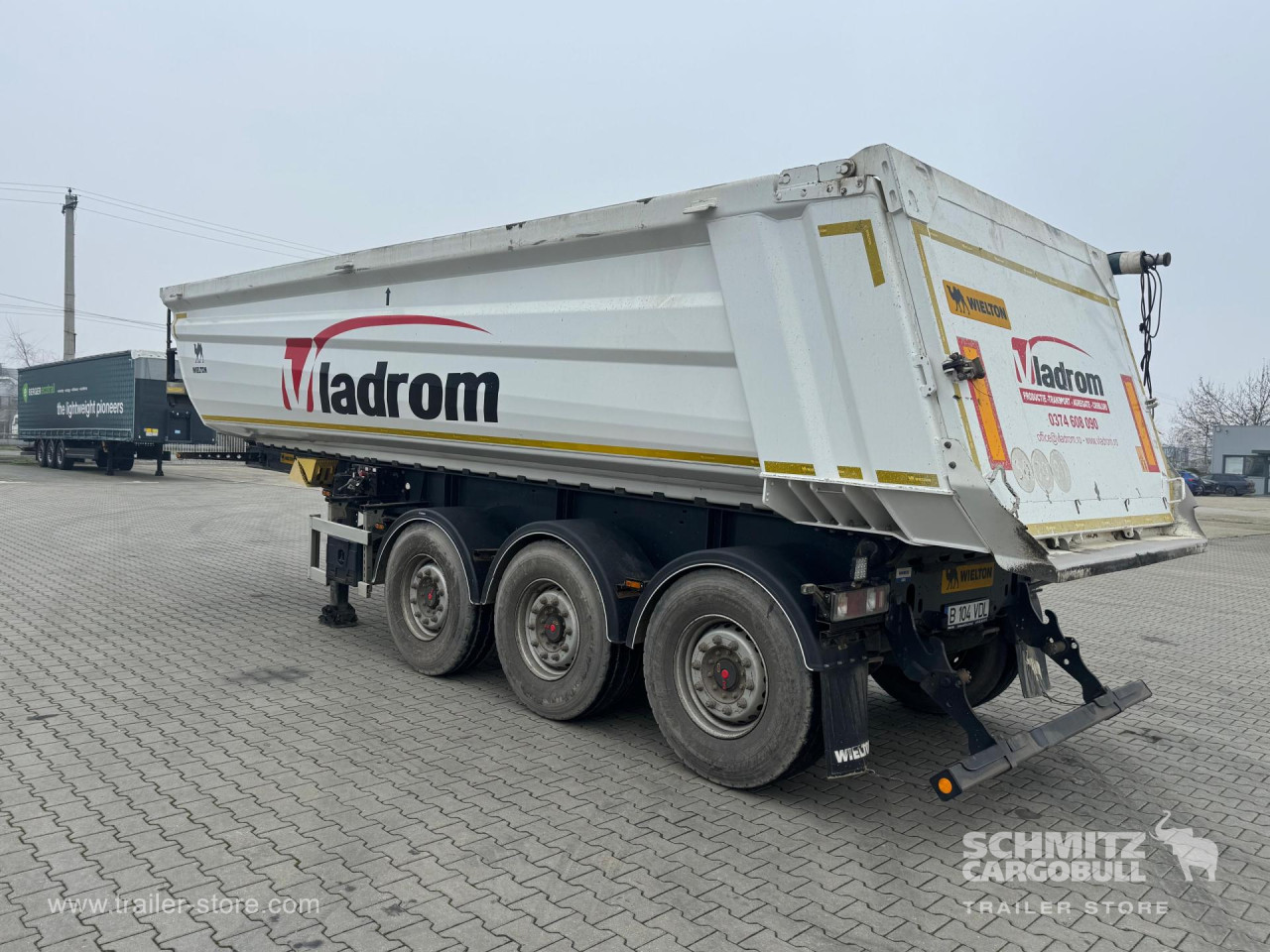 WIELTON Tipper Alu-square sided body 28m³ 