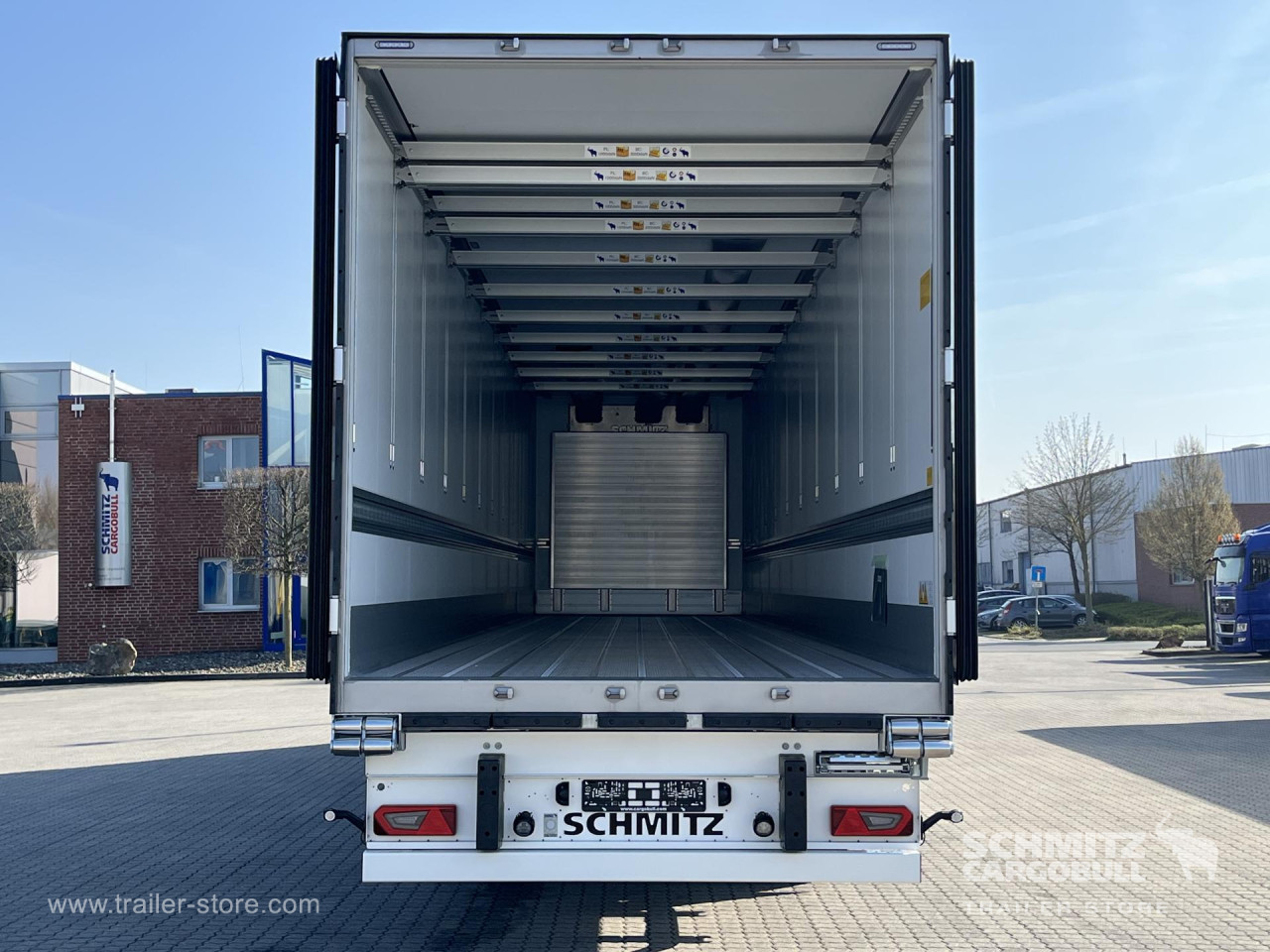 Schmitz Cargobull Tiefkühler Standard Doppelstock Trennwand 