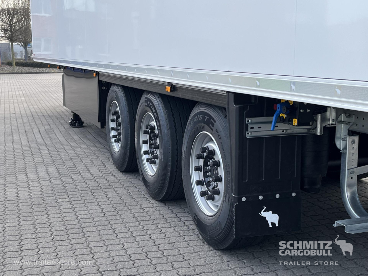 Schmitz Cargobull Tiefkühler Standard Doppelstock Trennwand 