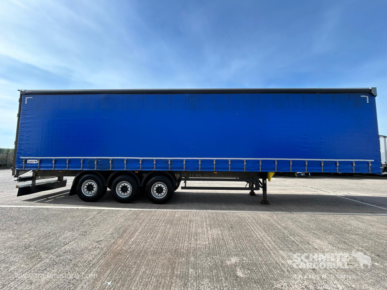 Schmitz Cargobull Curtainsider Standard UK 