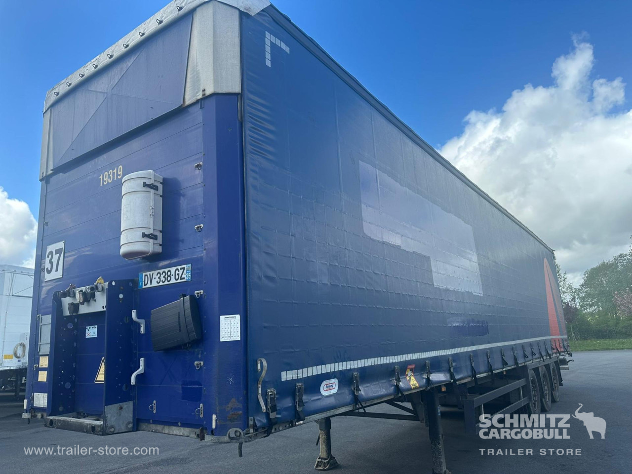 Schmitz Cargobull Semitrailer Curtainsider Mega 