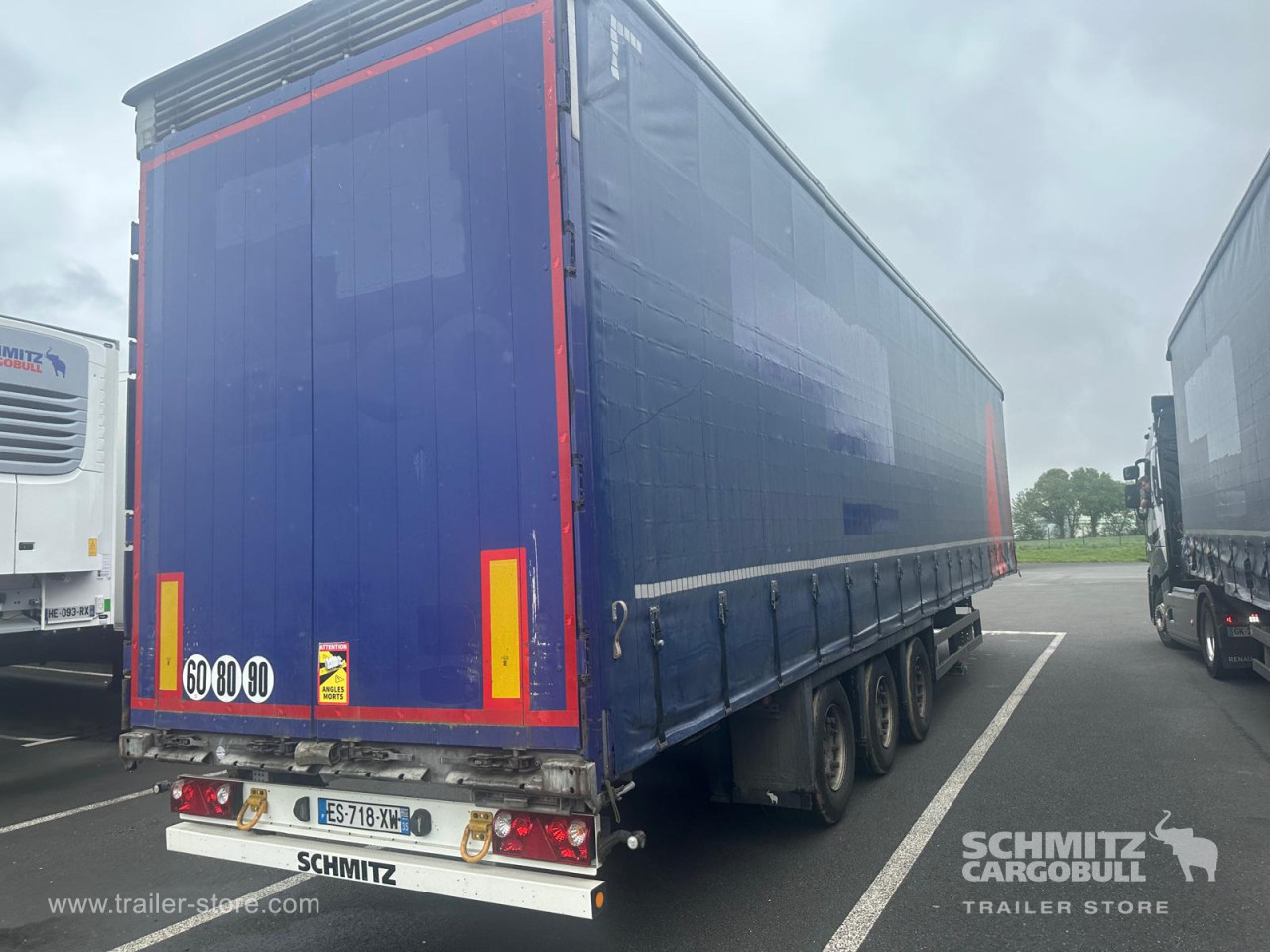 Schmitz Cargobull Semitrailer Curtainsider Mega 