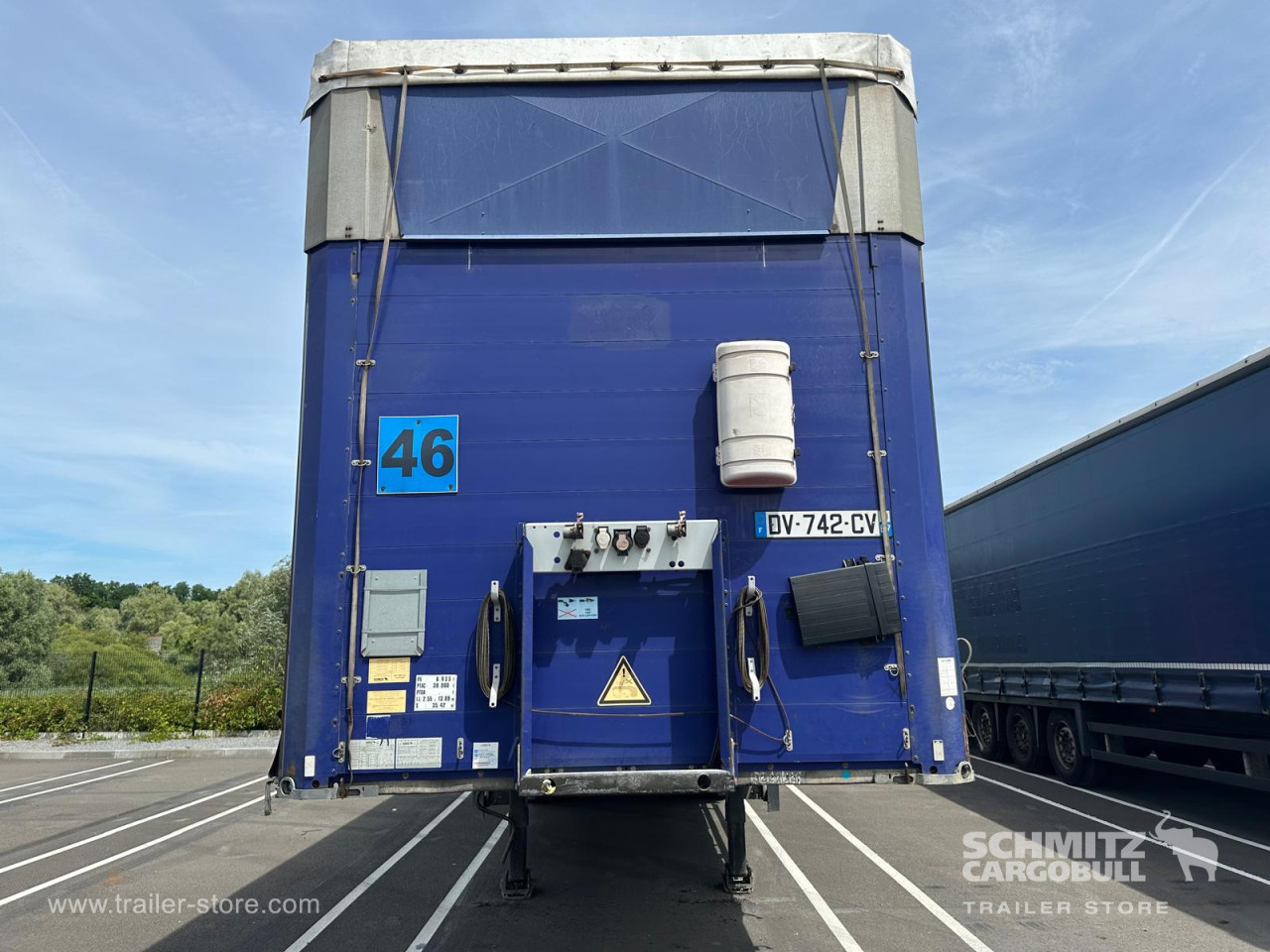 Schmitz Cargobull Semitrailer Curtainsider Mega 