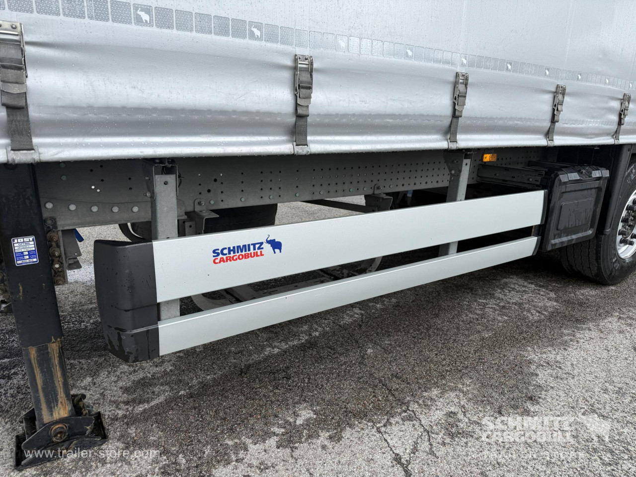 Schmitz Cargobull Curtainsider Standard 