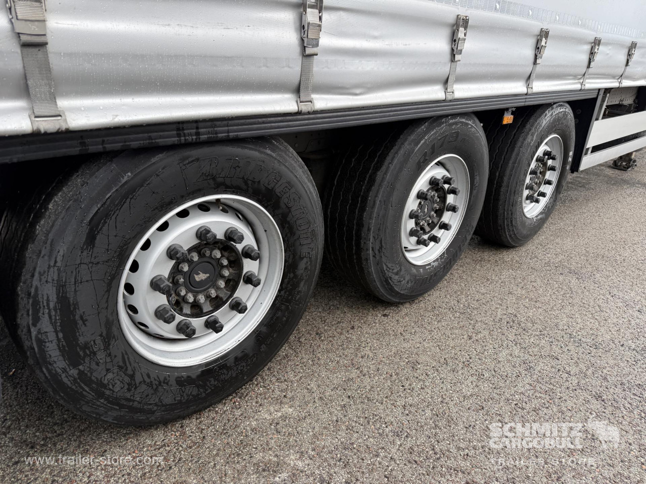 Schmitz Cargobull Curtainsider Standard 