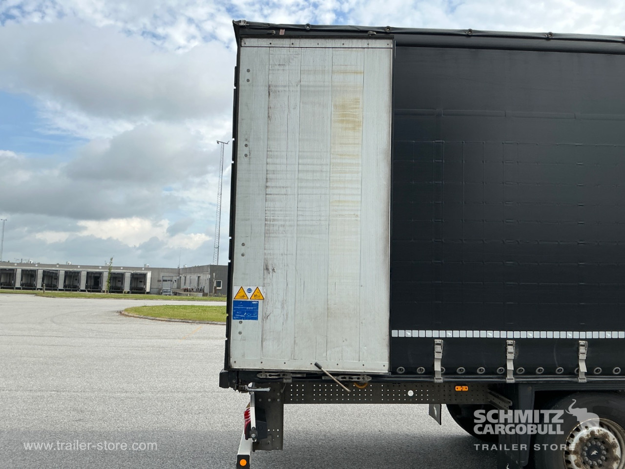 Schmitz Cargobull Curtainsider Standard 