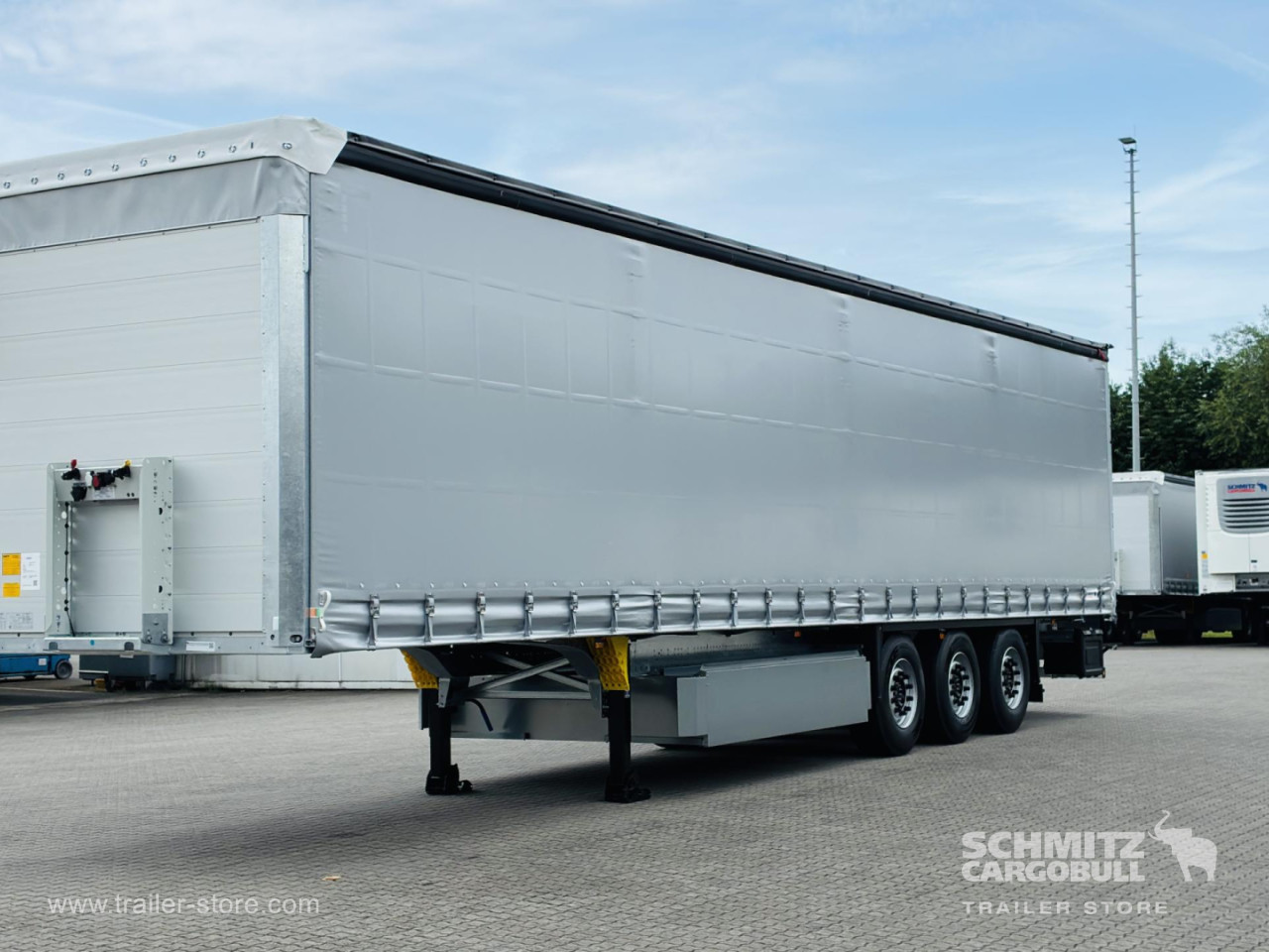 Schmitz Cargobull Curtainsider Standard 