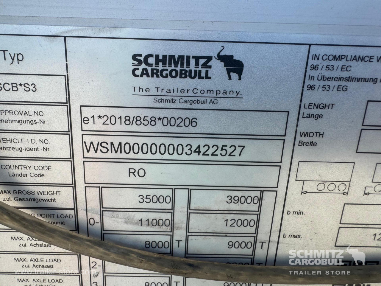 Schmitz Cargobull Curtainsider Mega 