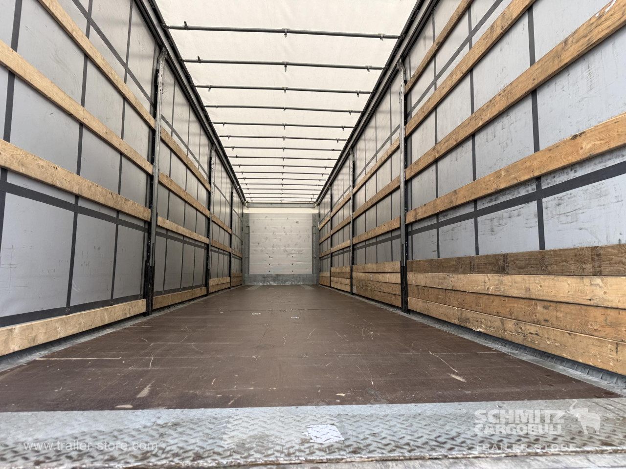 Schmitz Cargobull Curtainsider Standard 