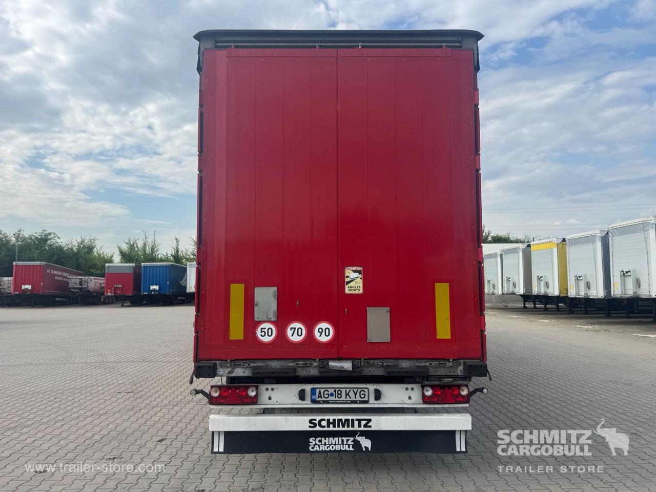 Schmitz Cargobull Curtainsider Mega 