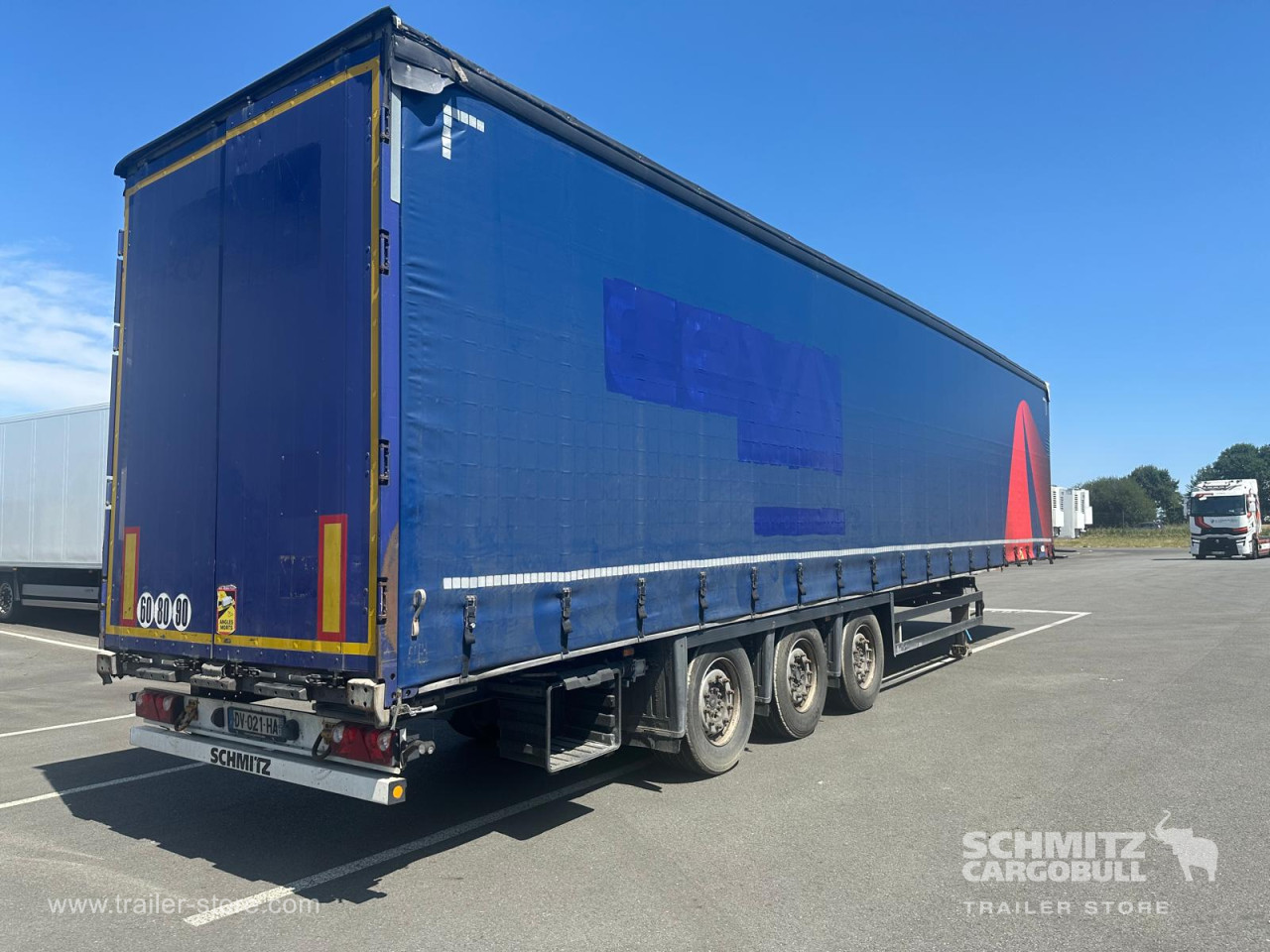 Schmitz Cargobull Semitrailer Curtainsider Mega 