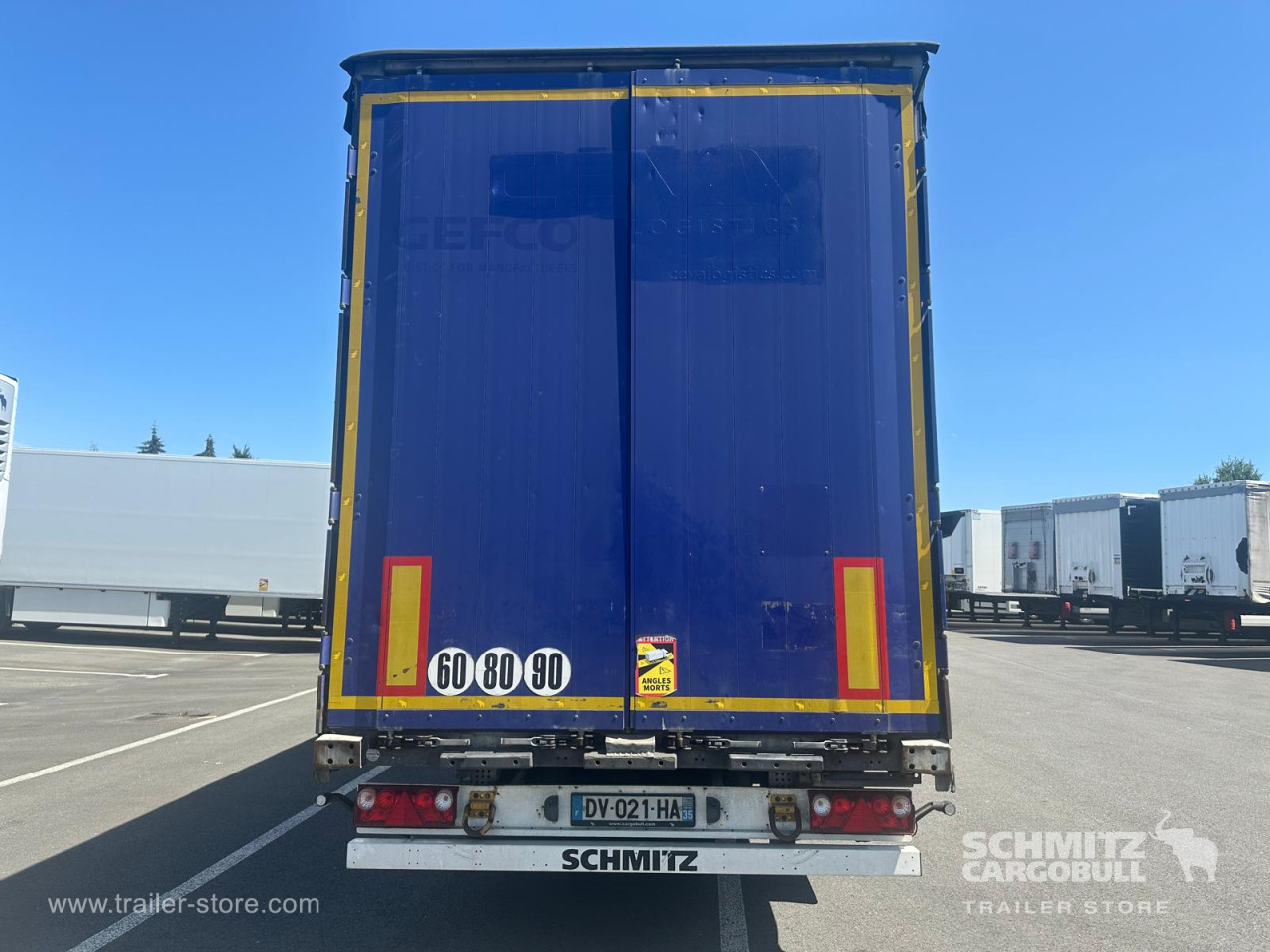 Schmitz Cargobull Semitrailer Curtainsider Mega 