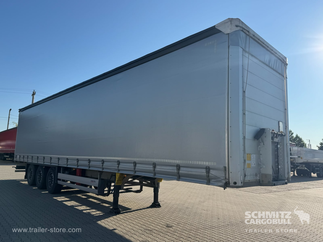 Schmitz Cargobull Curtainsider Standard 