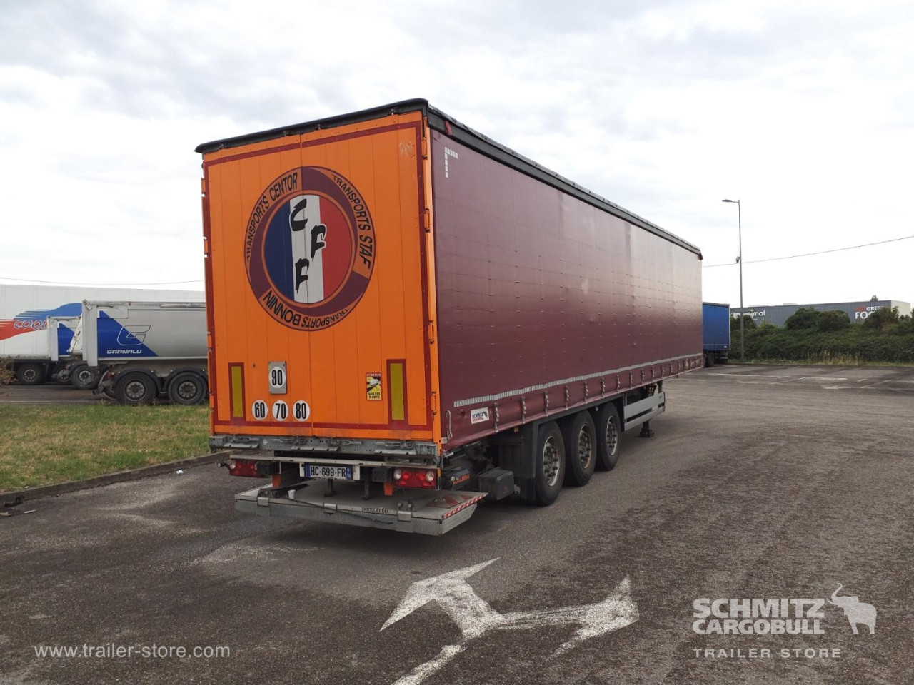 Schmitz Cargobull Semitrailer Curtainsider Standard Hayon 